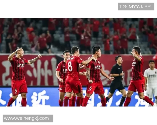 上港与鲁能激战正酣比赛结果揭晓引发球迷热议 上港与鲁能激战正酣比赛结果揭晓引发球迷热议