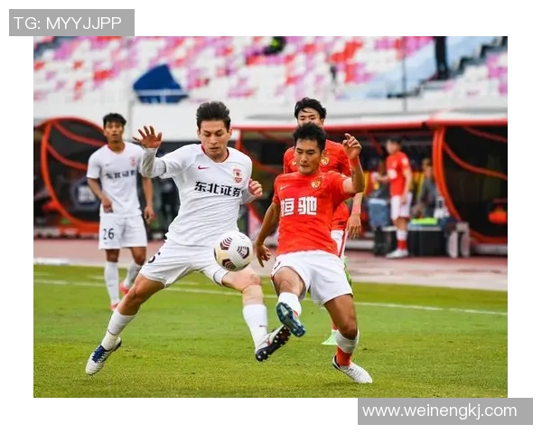 广州足球队实力对比深度解析与未来发展趋势展望MBA 广州足球队实力对比深度解析与未来发展趋势展望MBA