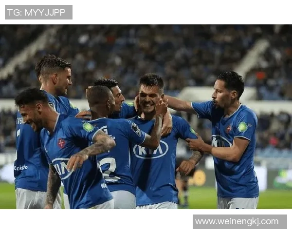 本菲卡与波尔蒂芒斯的激烈对决谁能在赛场上笑到最后