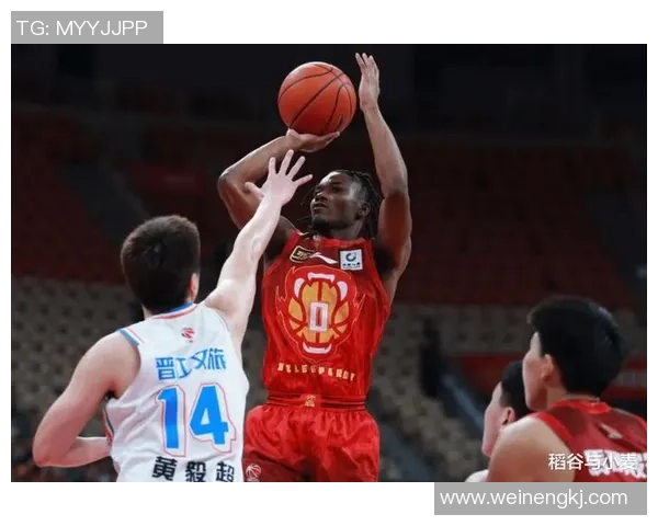 深圳篮球队强势崛起力量排名创新高引发关注与期待